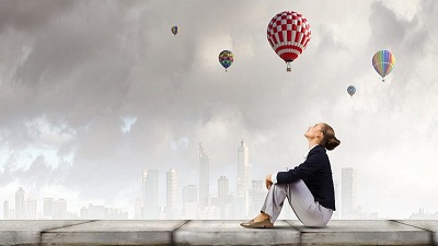 کارهایی که باید بین ۲۰ تا ۳۰ سالگی انجام دهید