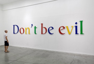 شکایتی از گوگل مبنی بر تشویق کارکنان برای جاسوسی از یکدیگر